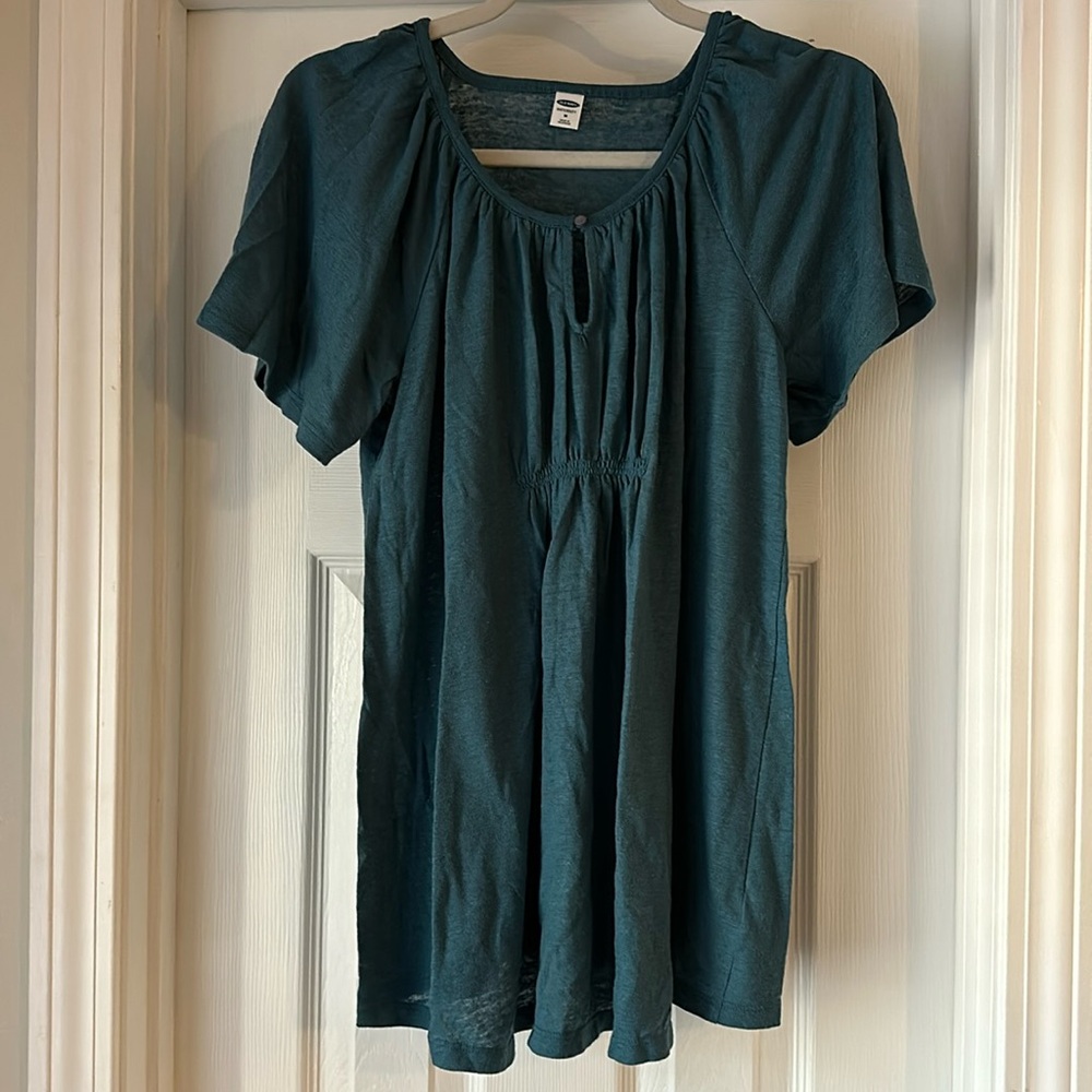 Old Navy Maternity top